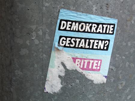8955_bitte_demokratie_gestalten_by_peter_weidemann_pfarrbriefservice (c) Peter Weidemann/Pfarrbriefservice.de Demokratie gestalten