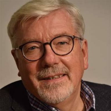 Porträt eines Mannes, es zeigt den Theologen Frank Segbers