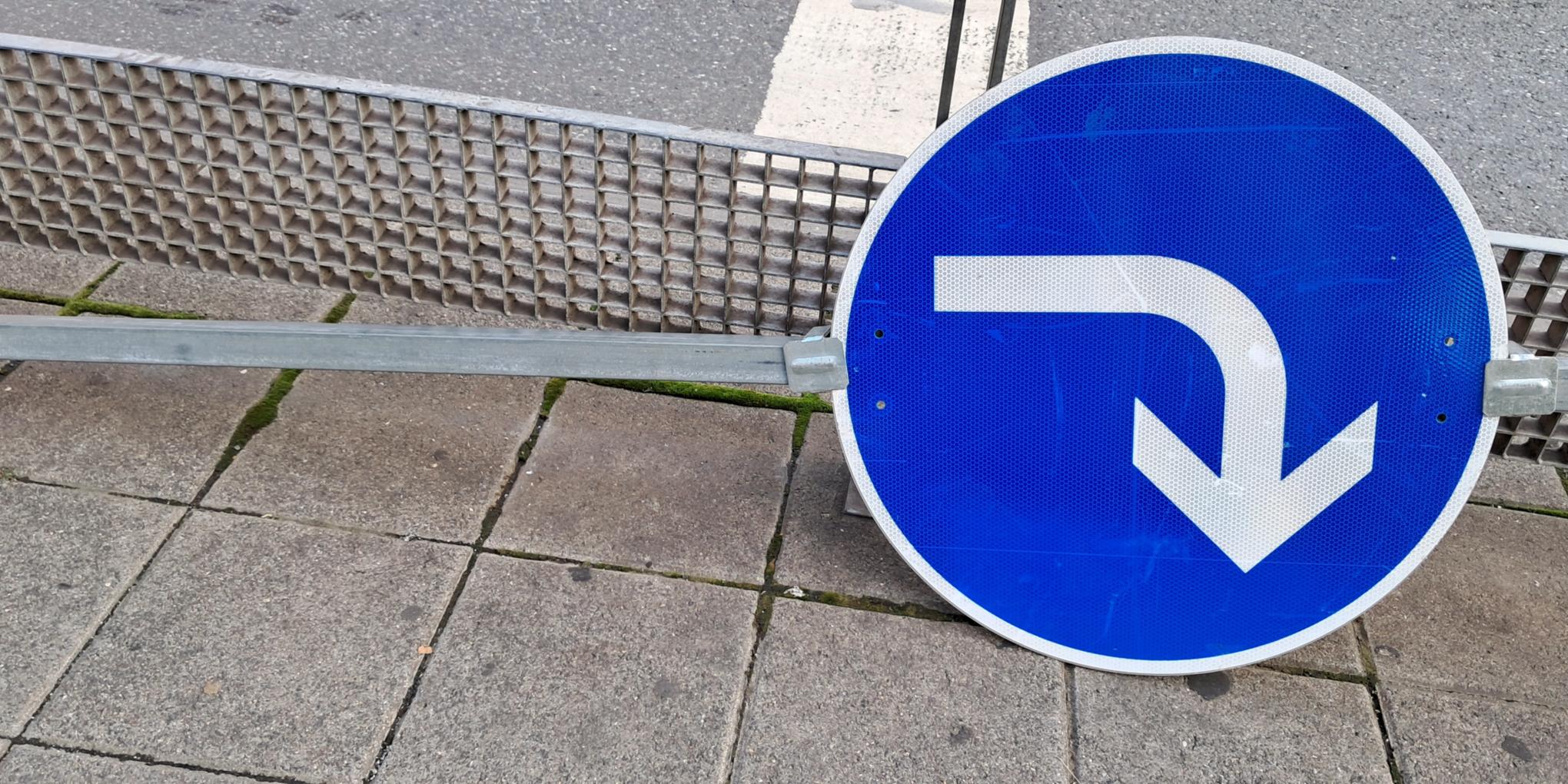 Rechtsrum geht's bergab