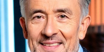 Porträt eines Mannes, es zeigt den Autor Gert Scobel