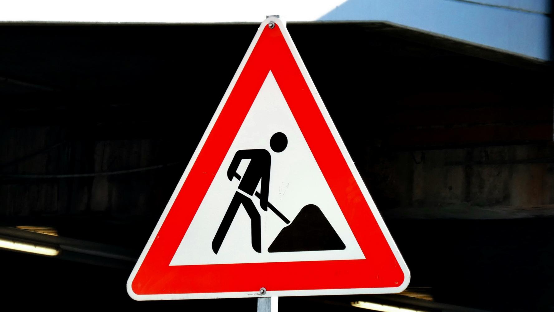 Baustellenwarnschild