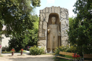 Buddhastatue im Arkady Fiedler Museum, Puszczykowo