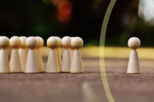 alexas_fotos-one-against-all-1744091 Var (c) pixabay